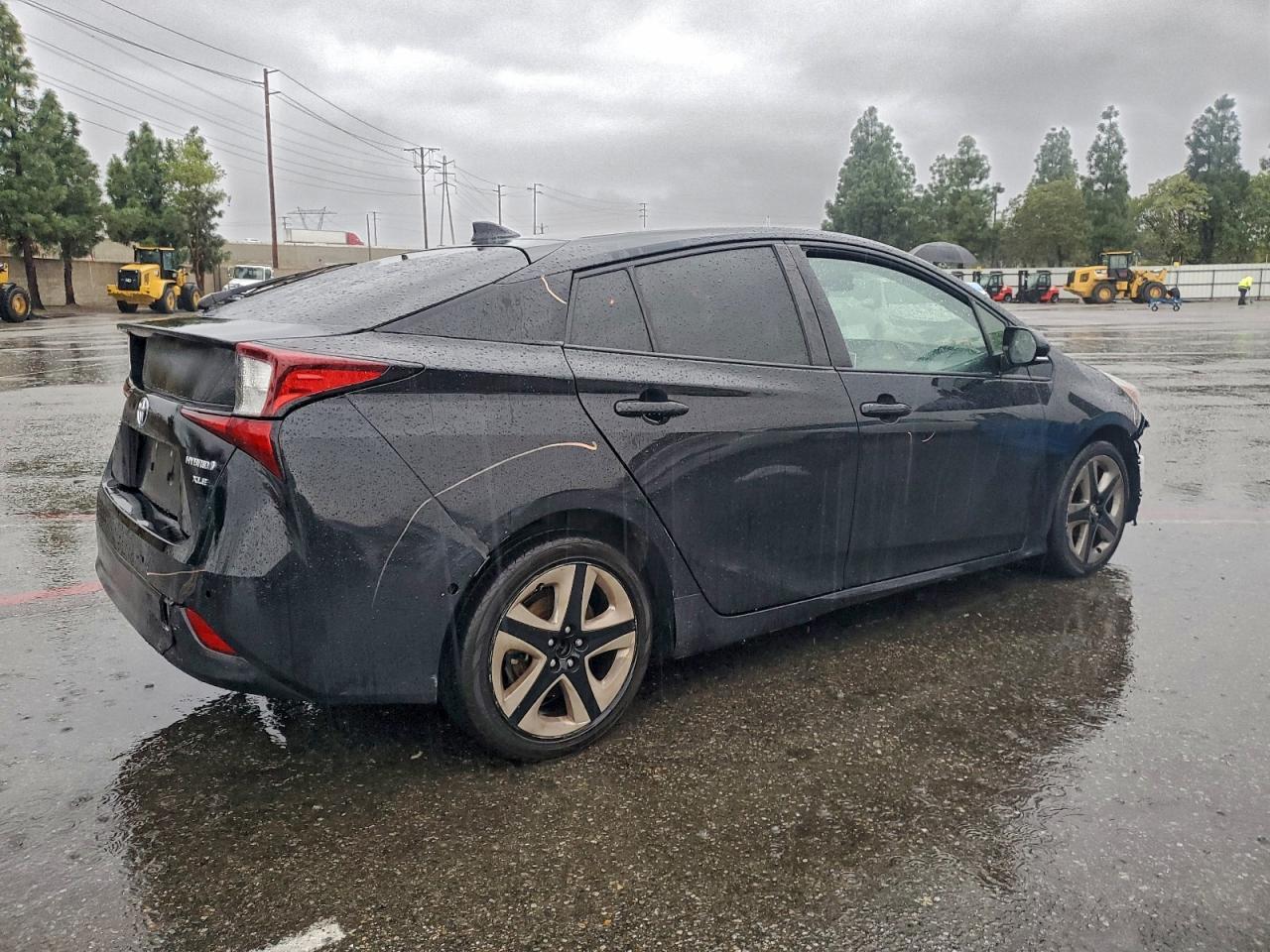 2019 TOYOTA PRIUS