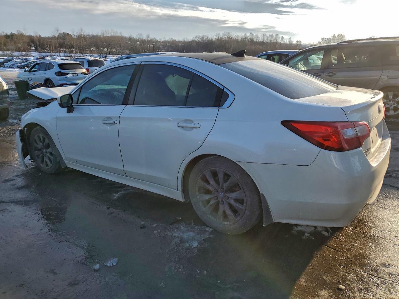 2017 SUBARU Legacy