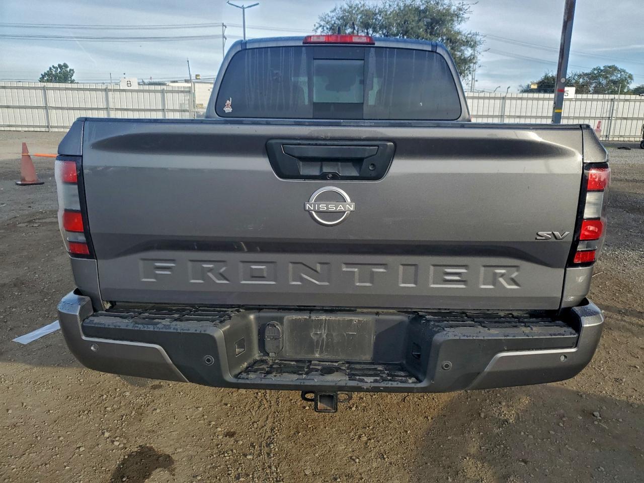 2024 NISSAN Frontier