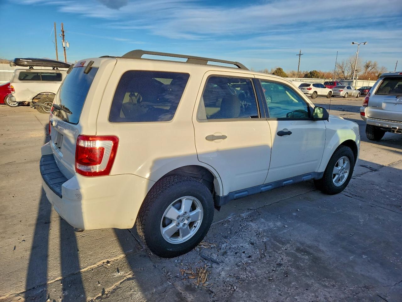 2012 FORD ESCAPE