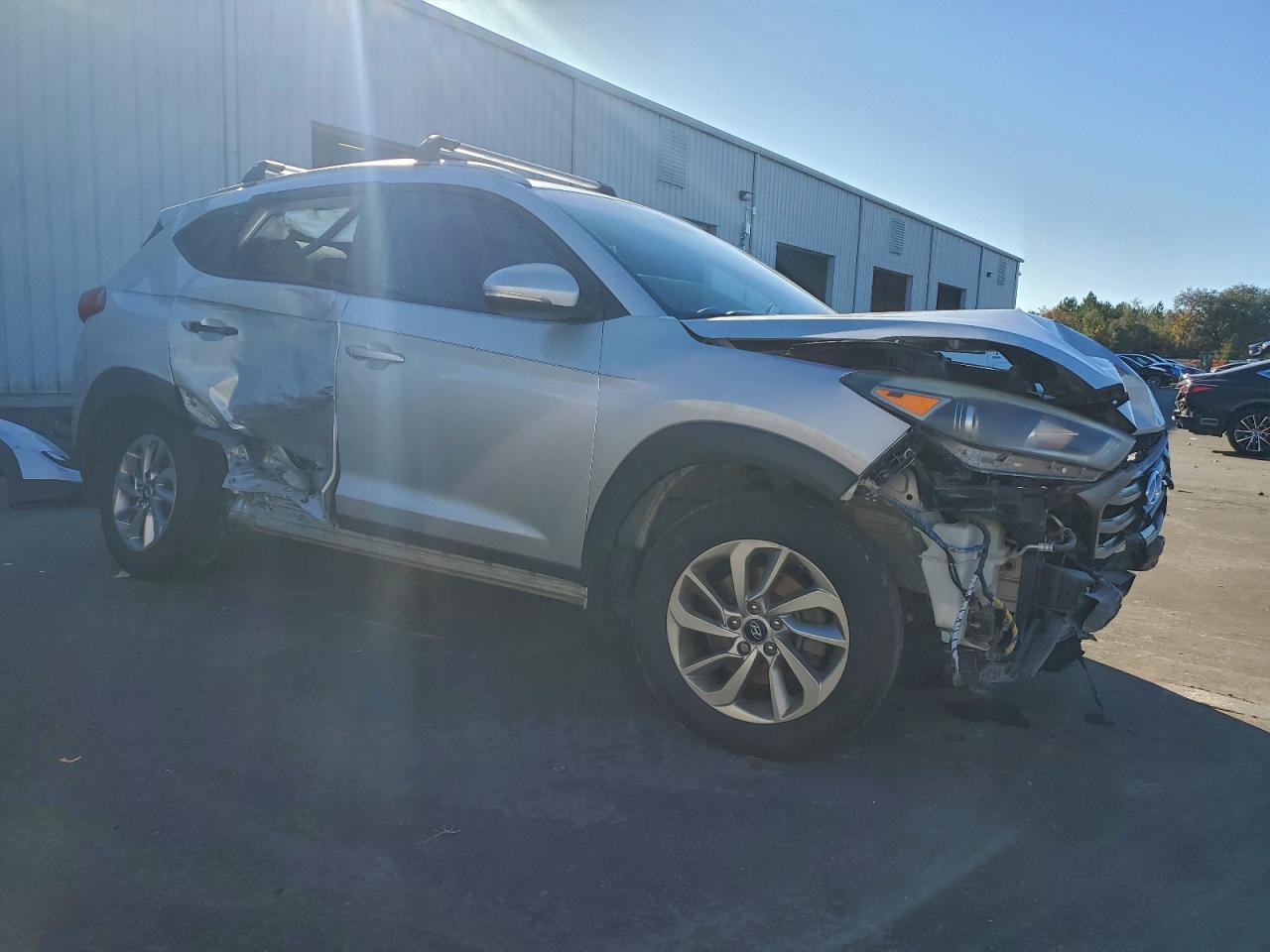 2016 HYUNDAI TUCSON