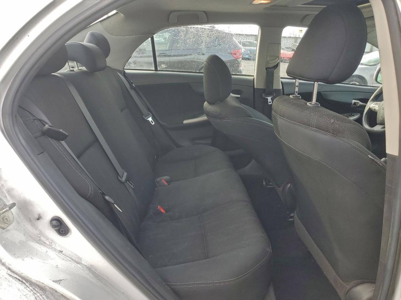 2012 TOYOTA COROLLA
