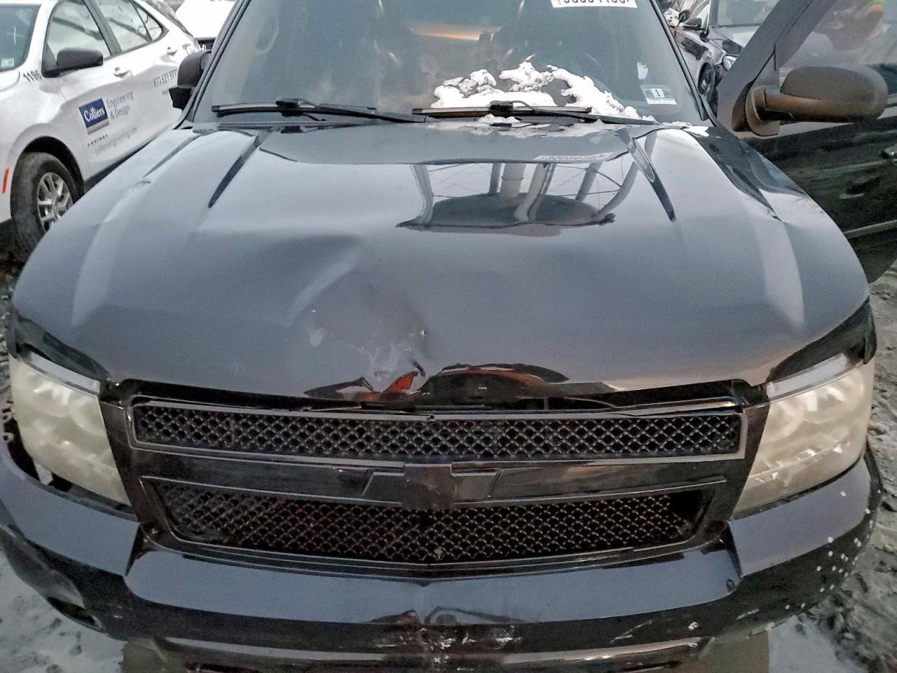 2011 CHEVROLET Tahoe