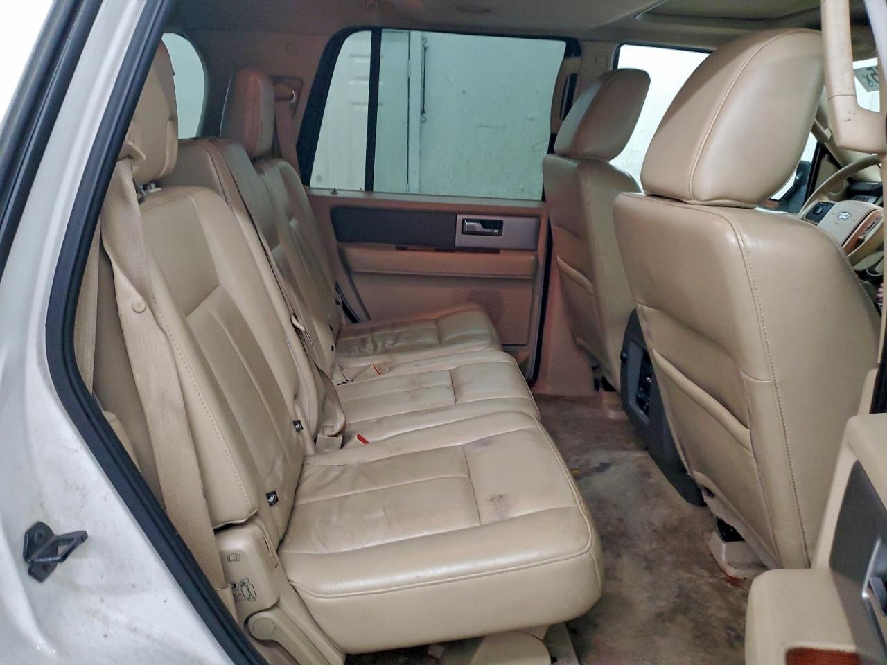 2010 FORD Expedition