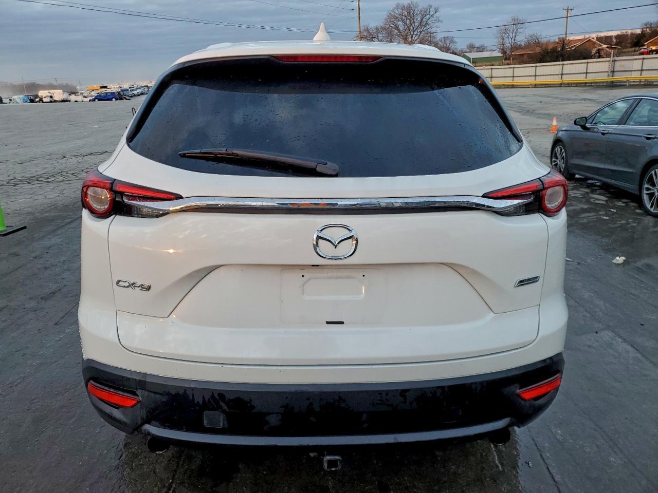 2018 MAZDA CX-9