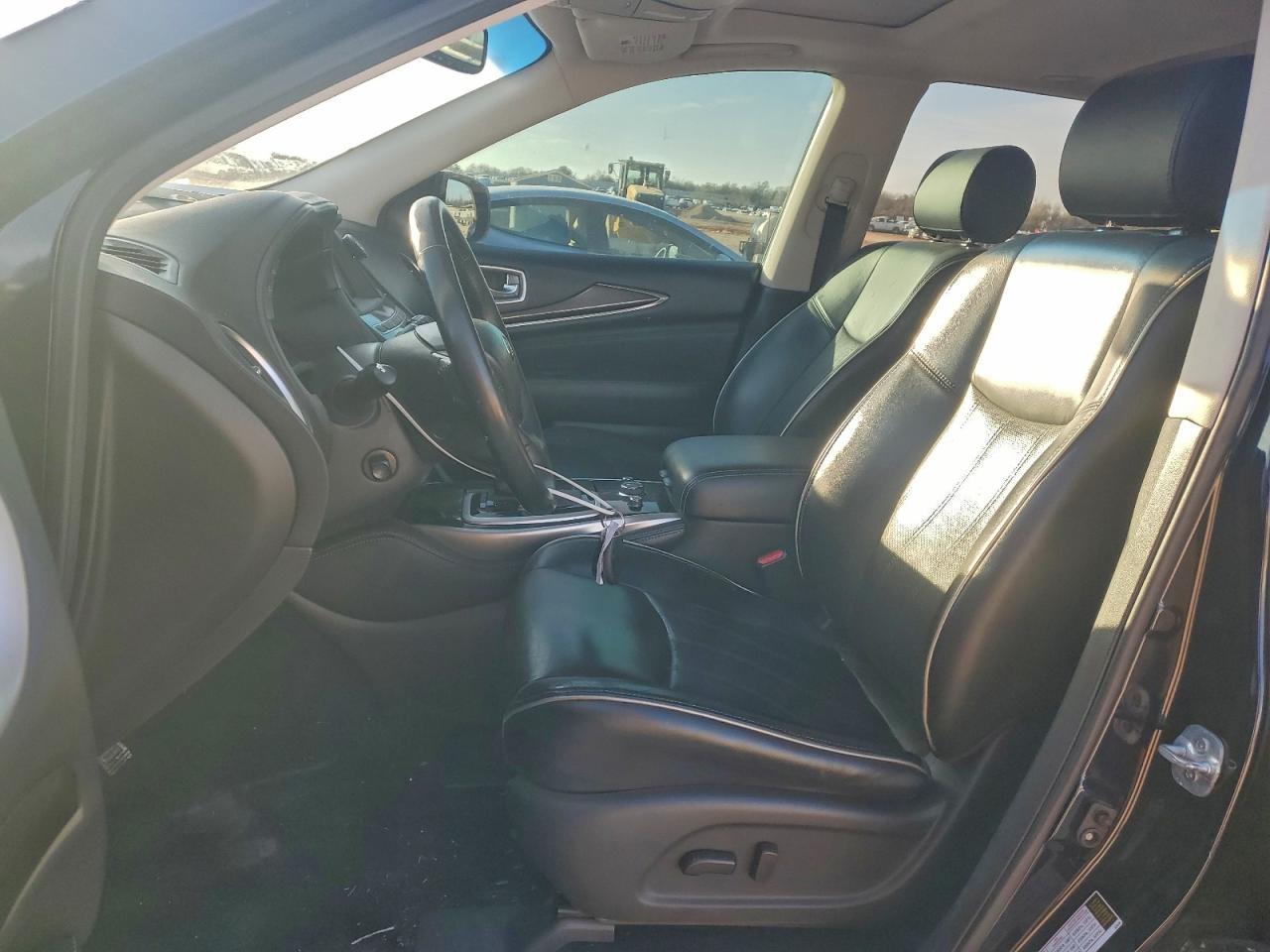 2016 INFINITI QX60