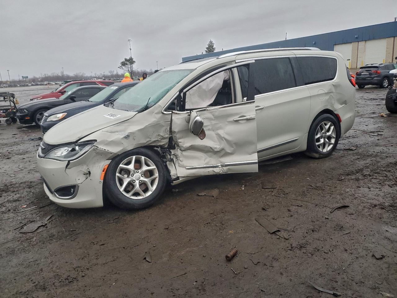 2020 CHRYSLER Pacifica