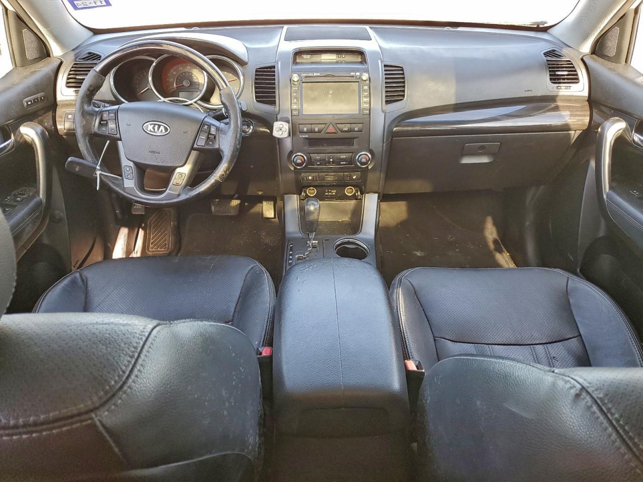 2013 KIA SORENTO