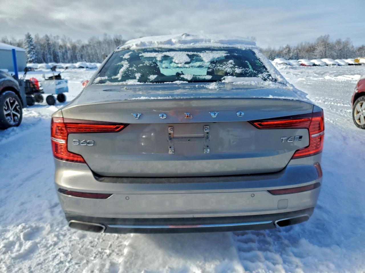 2019 VOLVO S60