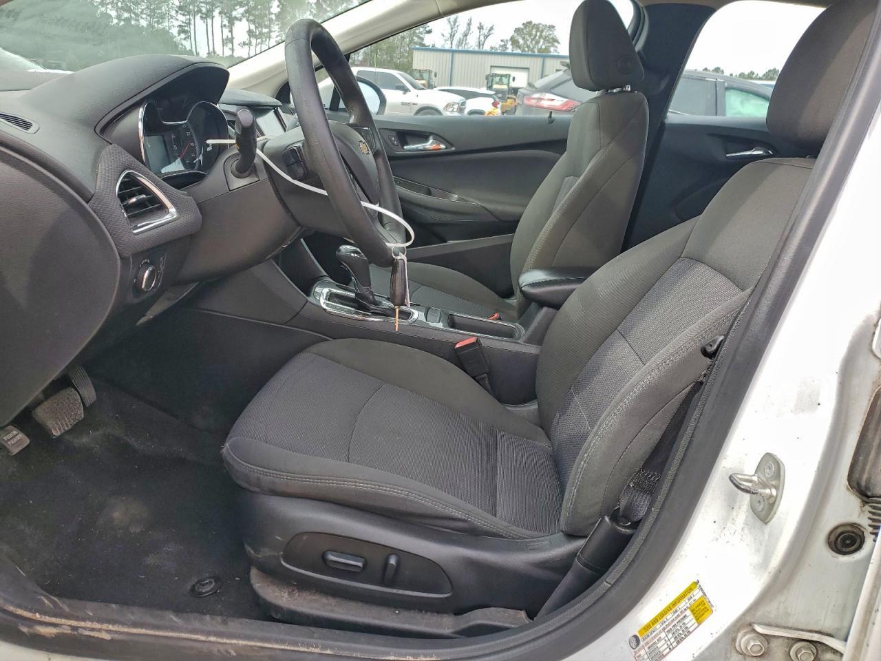 2018 CHEVROLET CRUZE