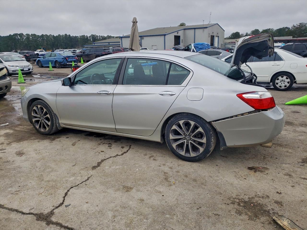 2015 HONDA ACCORD