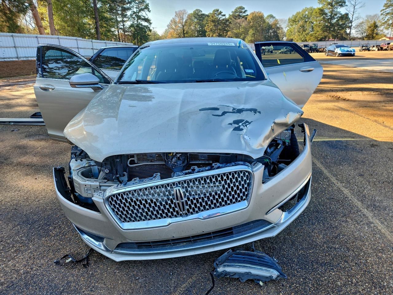 2017 LINCOLN MKZ