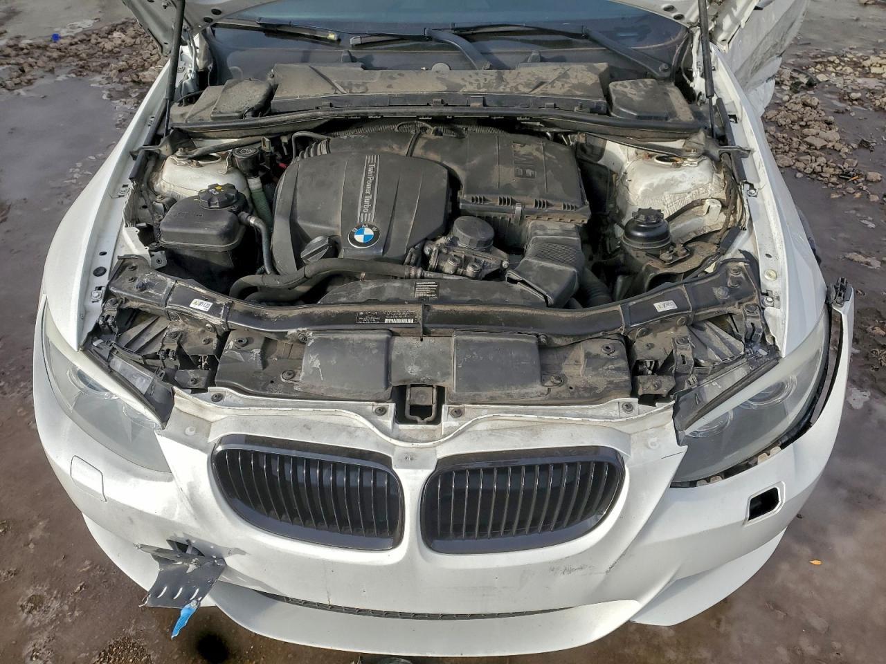 2013 BMW 3 SERIES