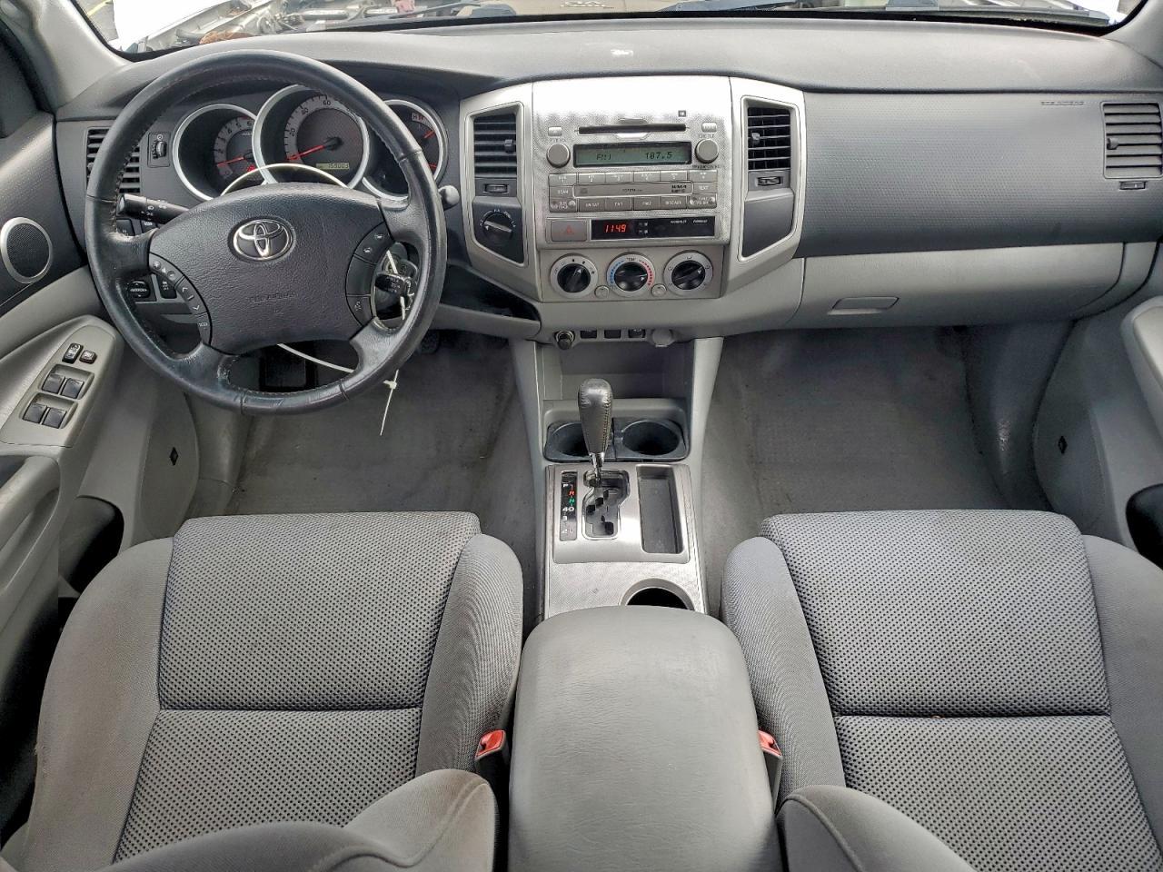 2011 TOYOTA TACOMA