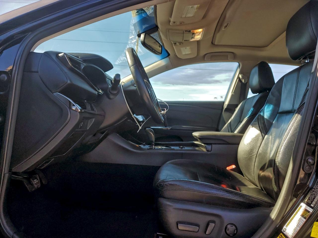 2013 TOYOTA Avalon
