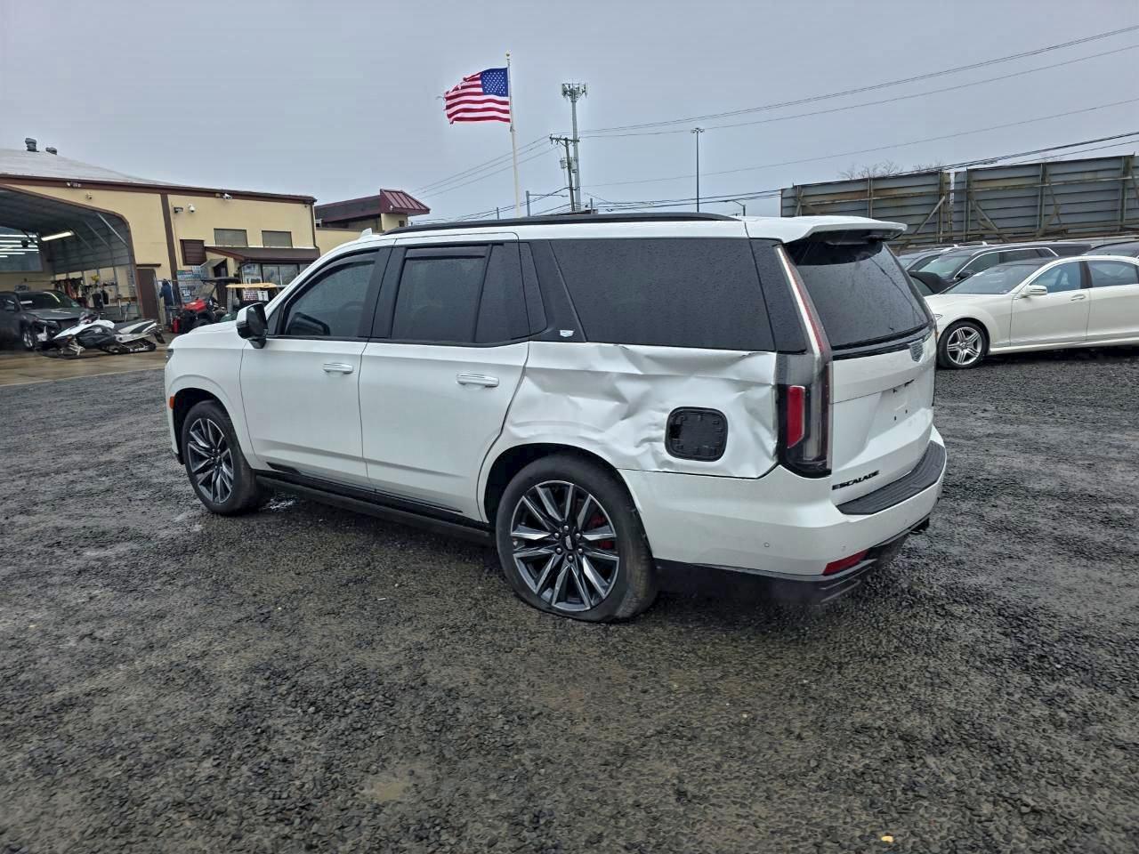 2023 CADILLAC ESCALADE