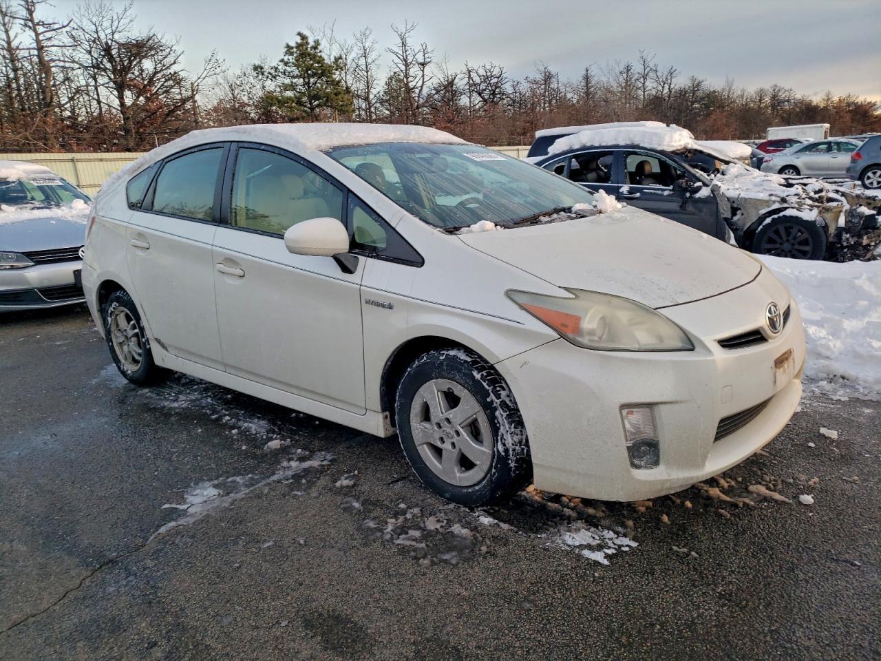 2010 TOYOTA PRIUS