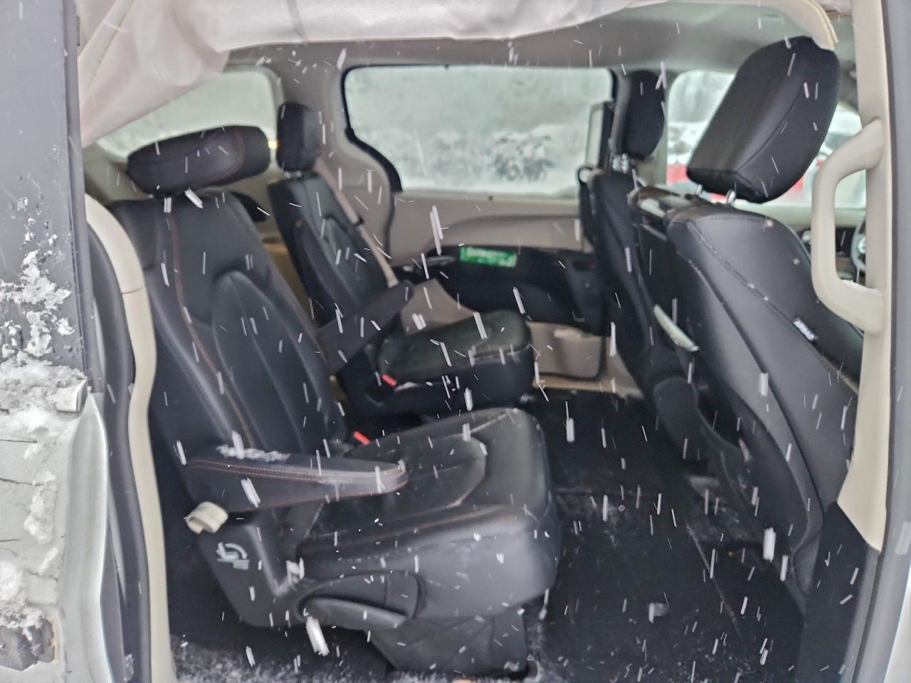 2020 CHRYSLER Pacifica