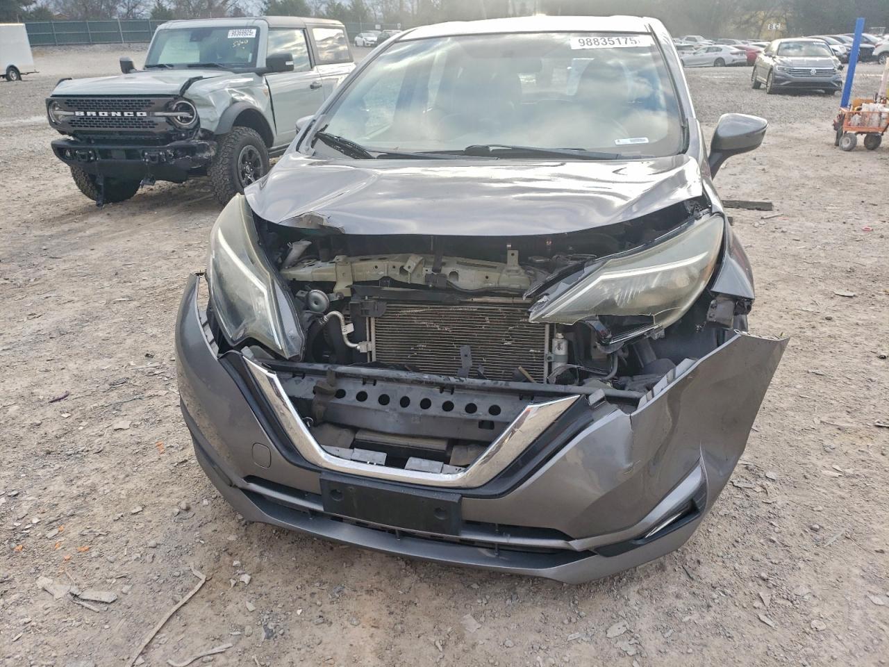 2017 NISSAN Versa Note