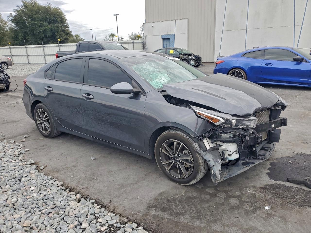 2023 KIA FORTE