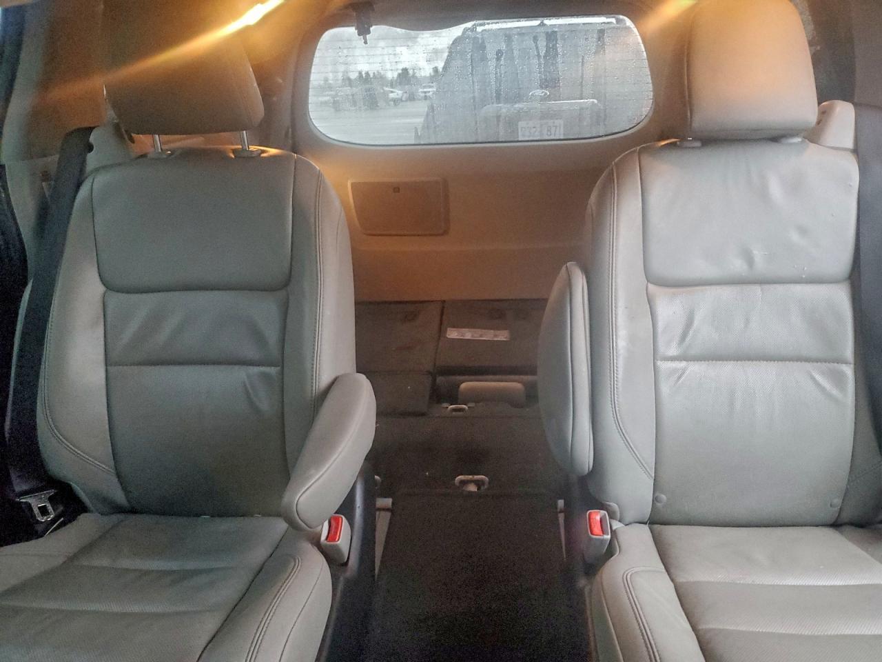 2015 TOYOTA SIENNA