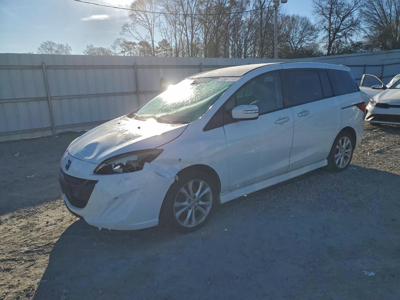 2013 MAZDA 5