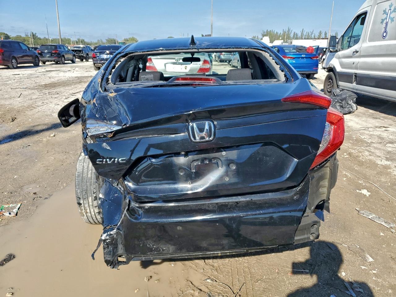 2018 HONDA CIVIC