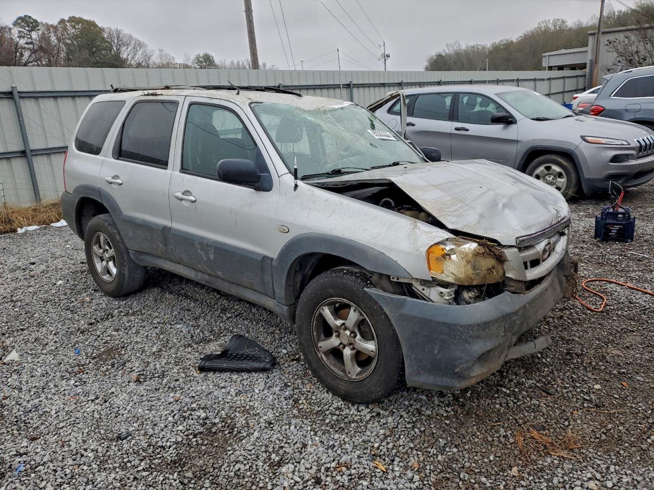 2006 MAZDA Tribute