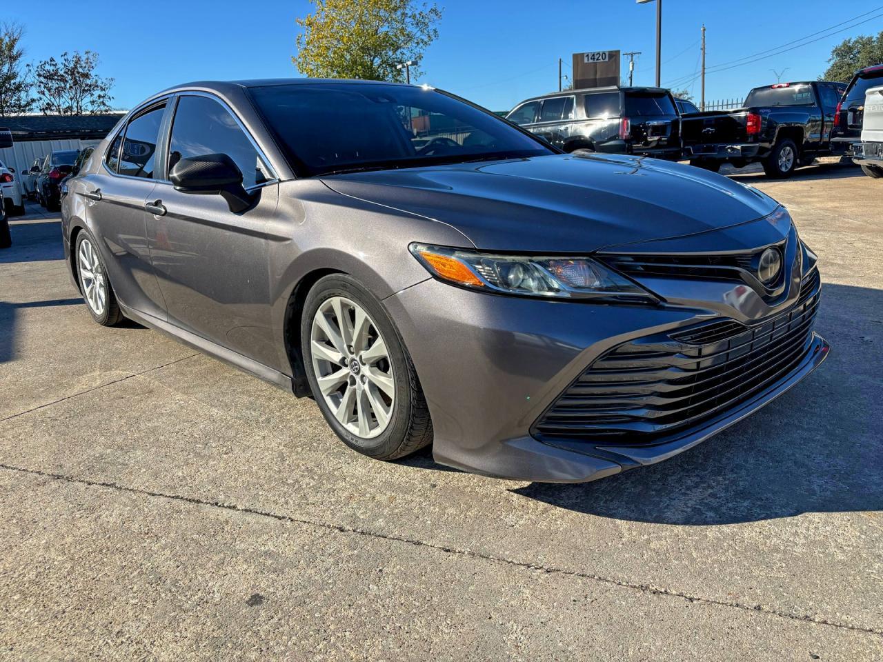 2019 TOYOTA CAMRY