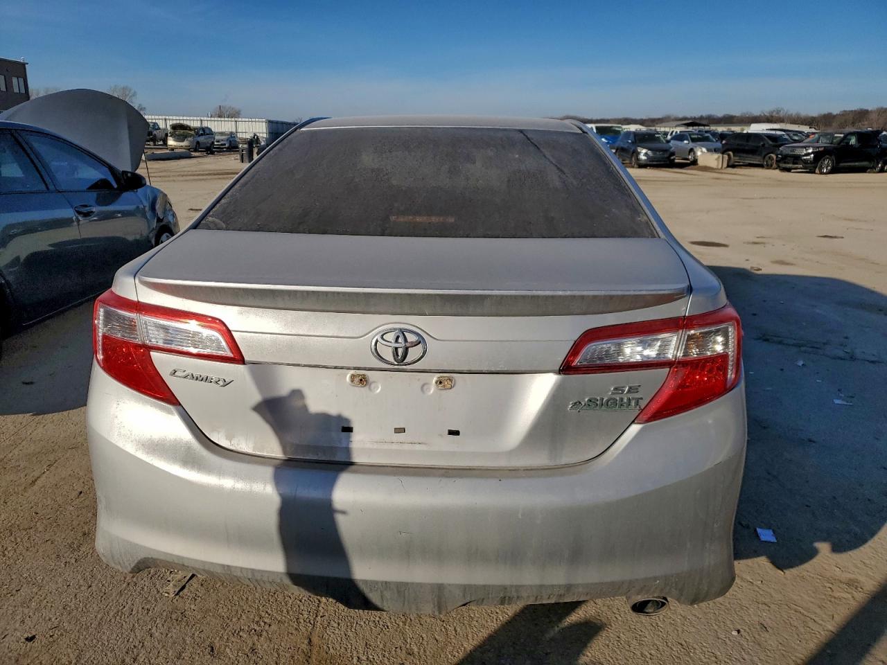 2014 TOYOTA CAMRY