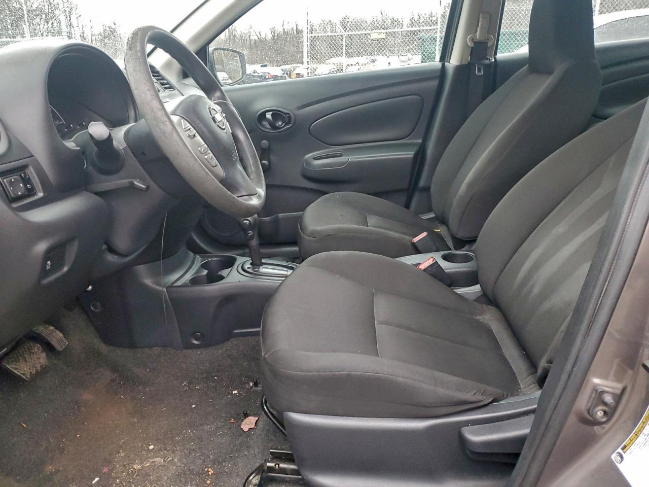 2016 NISSAN VERSA