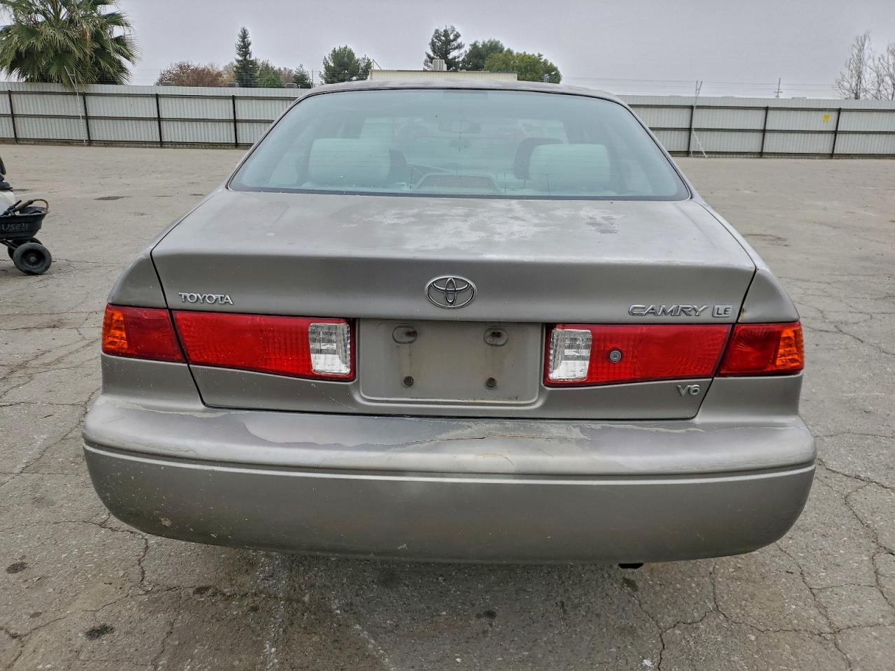 2001 TOYOTA CAMRY