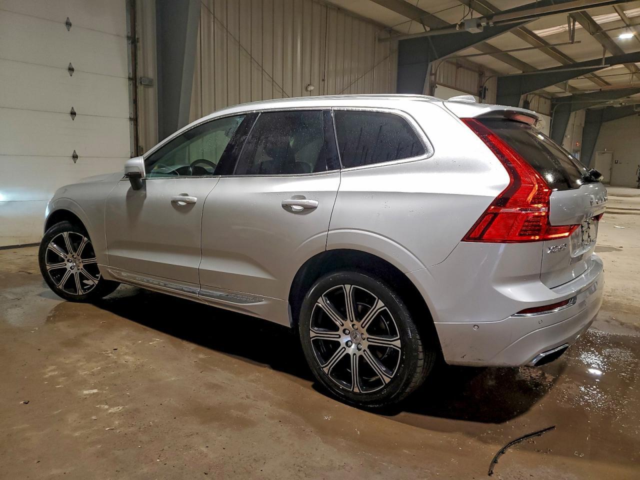 2019 VOLVO XC60