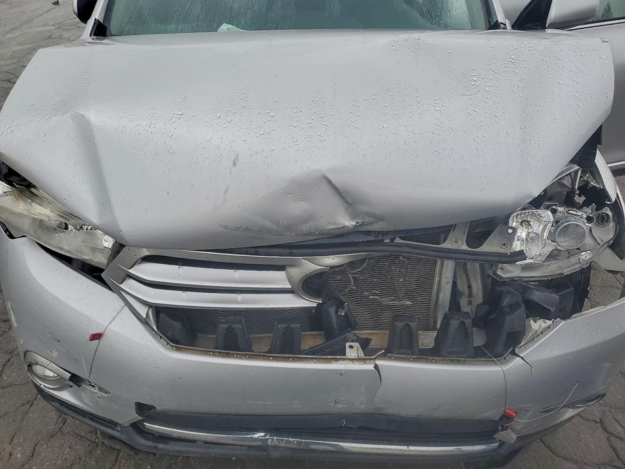 2012 TOYOTA HIGHLANDER
