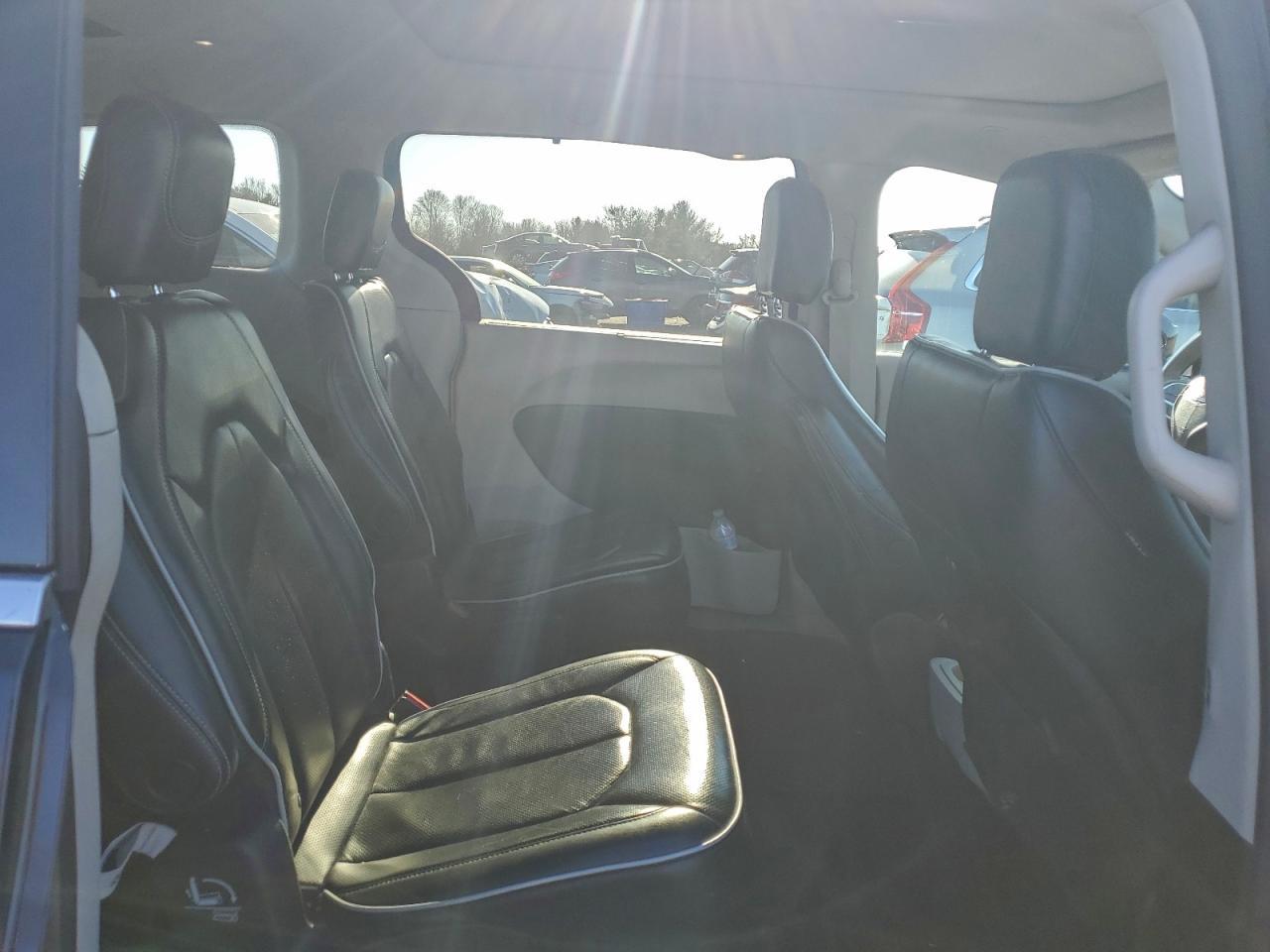 2021 CHRYSLER Pacifica