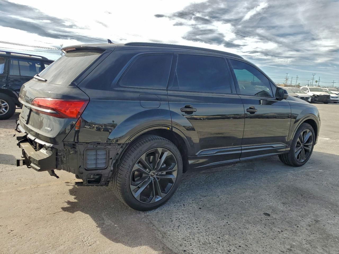 2025 AUDI Q7