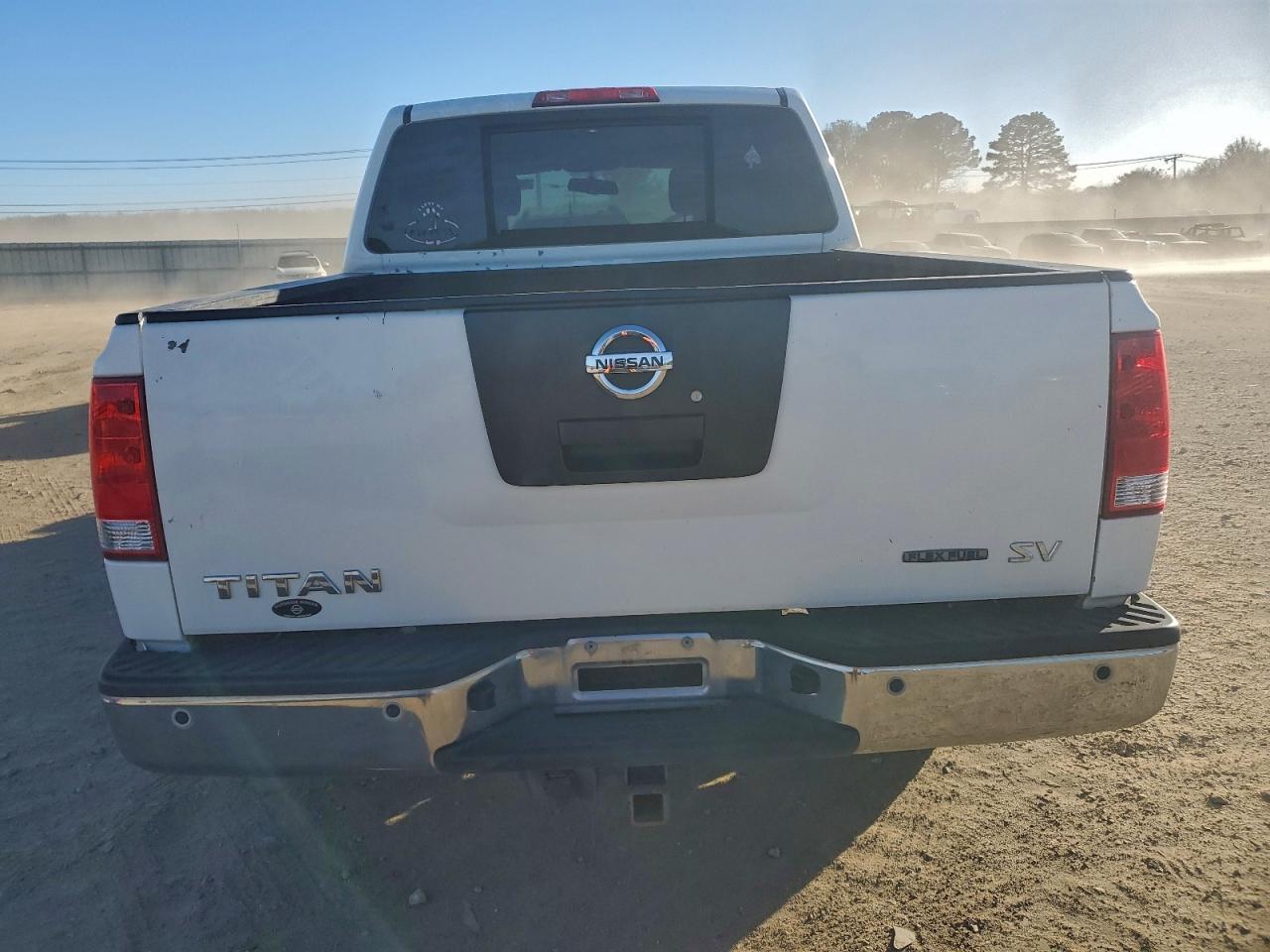 2012 NISSAN Titan