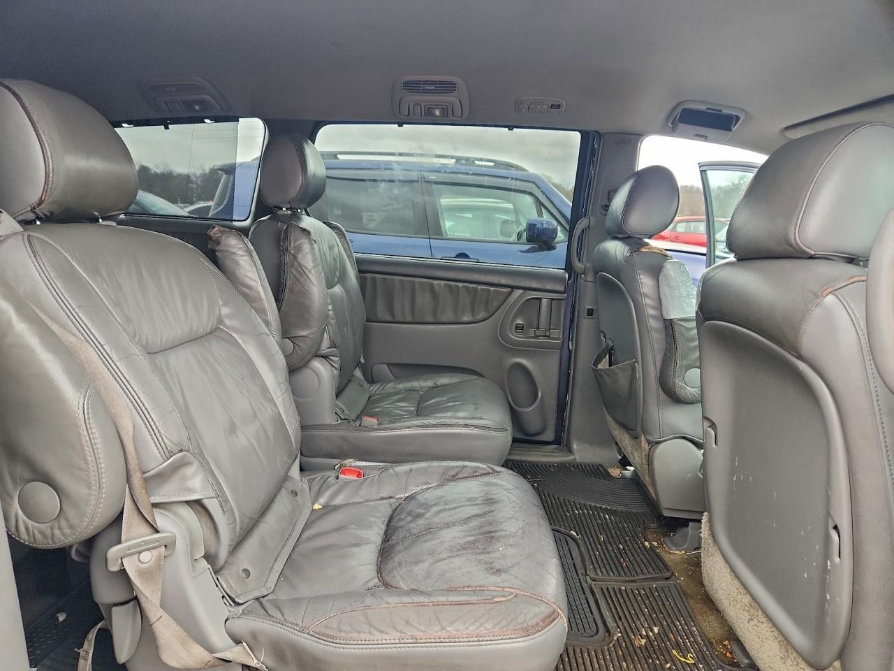 2006 TOYOTA SIENNA
