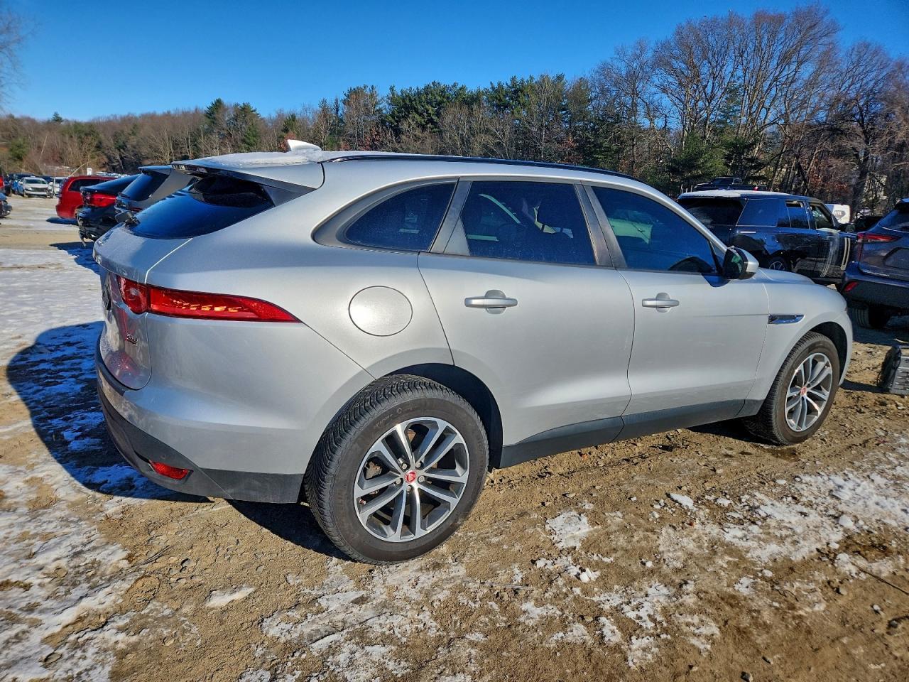 2018 JAGUAR F-Pace