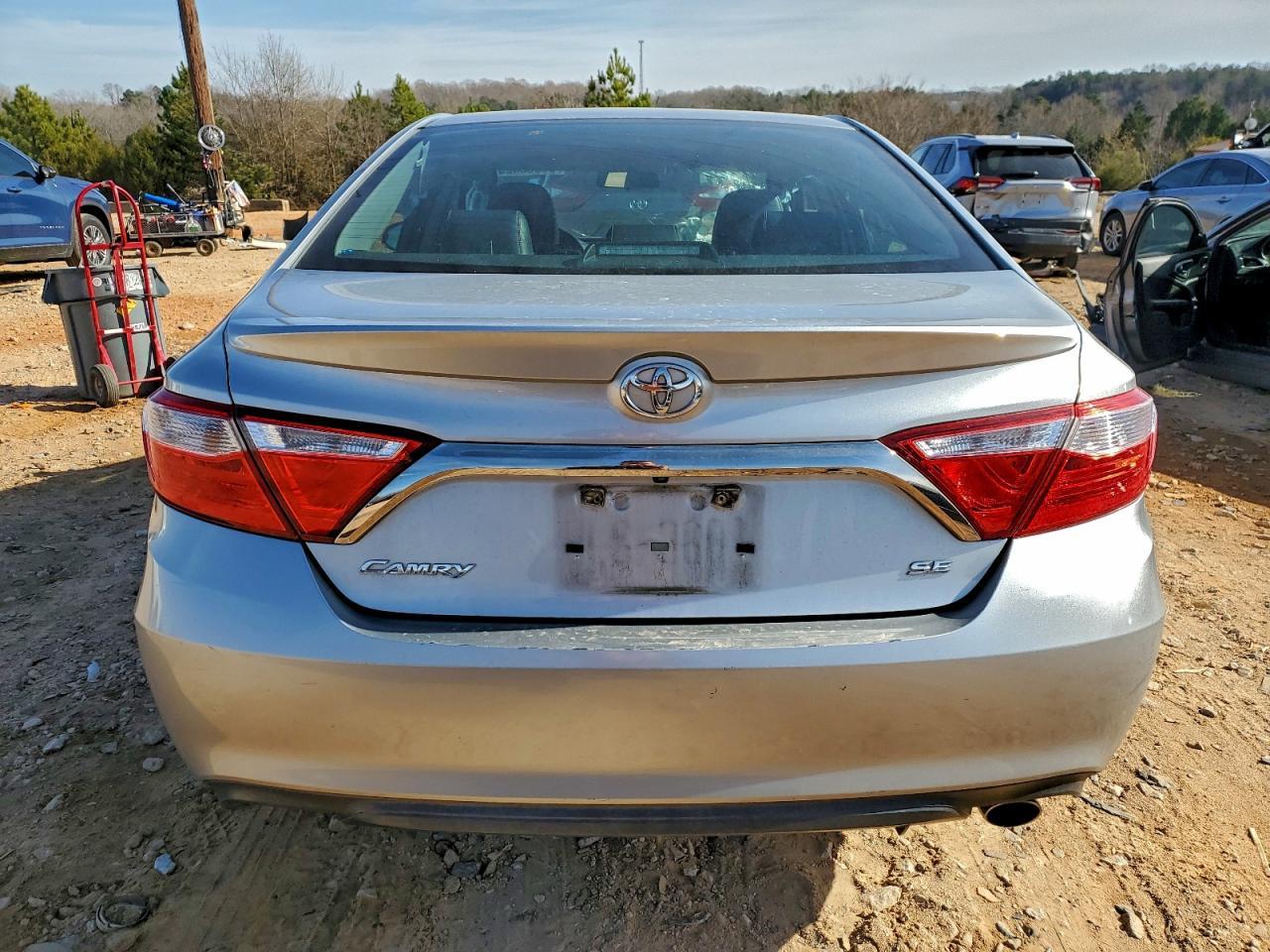 2017 TOYOTA CAMRY