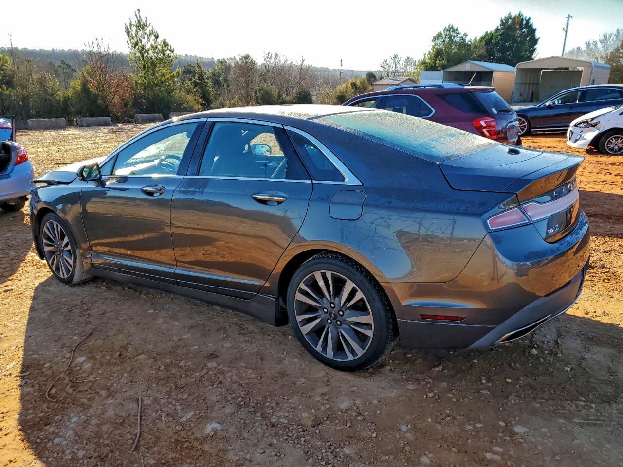 2017 LINCOLN MKZ