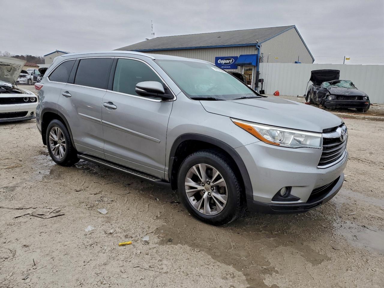 2015 TOYOTA HIGHLANDER