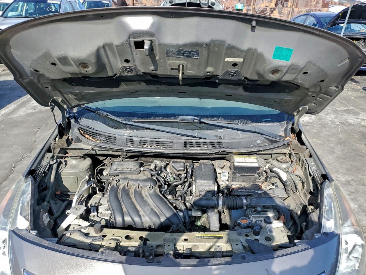2015 NISSAN VERSA