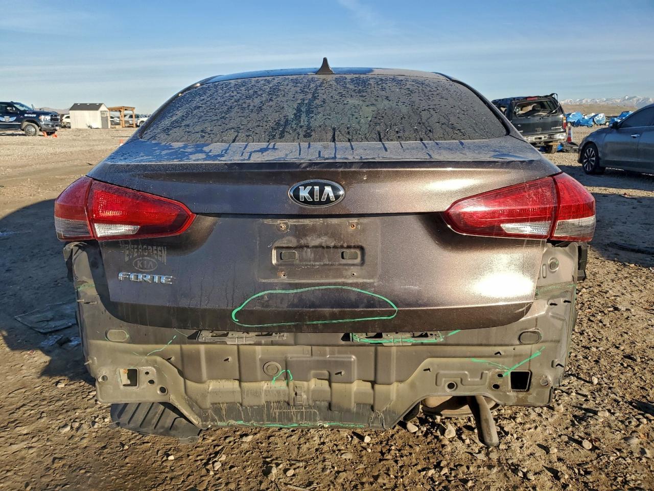 2017 KIA FORTE