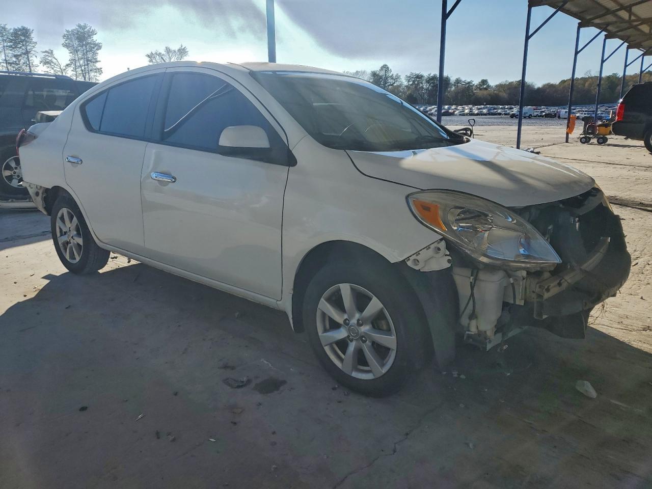 2012 NISSAN VERSA