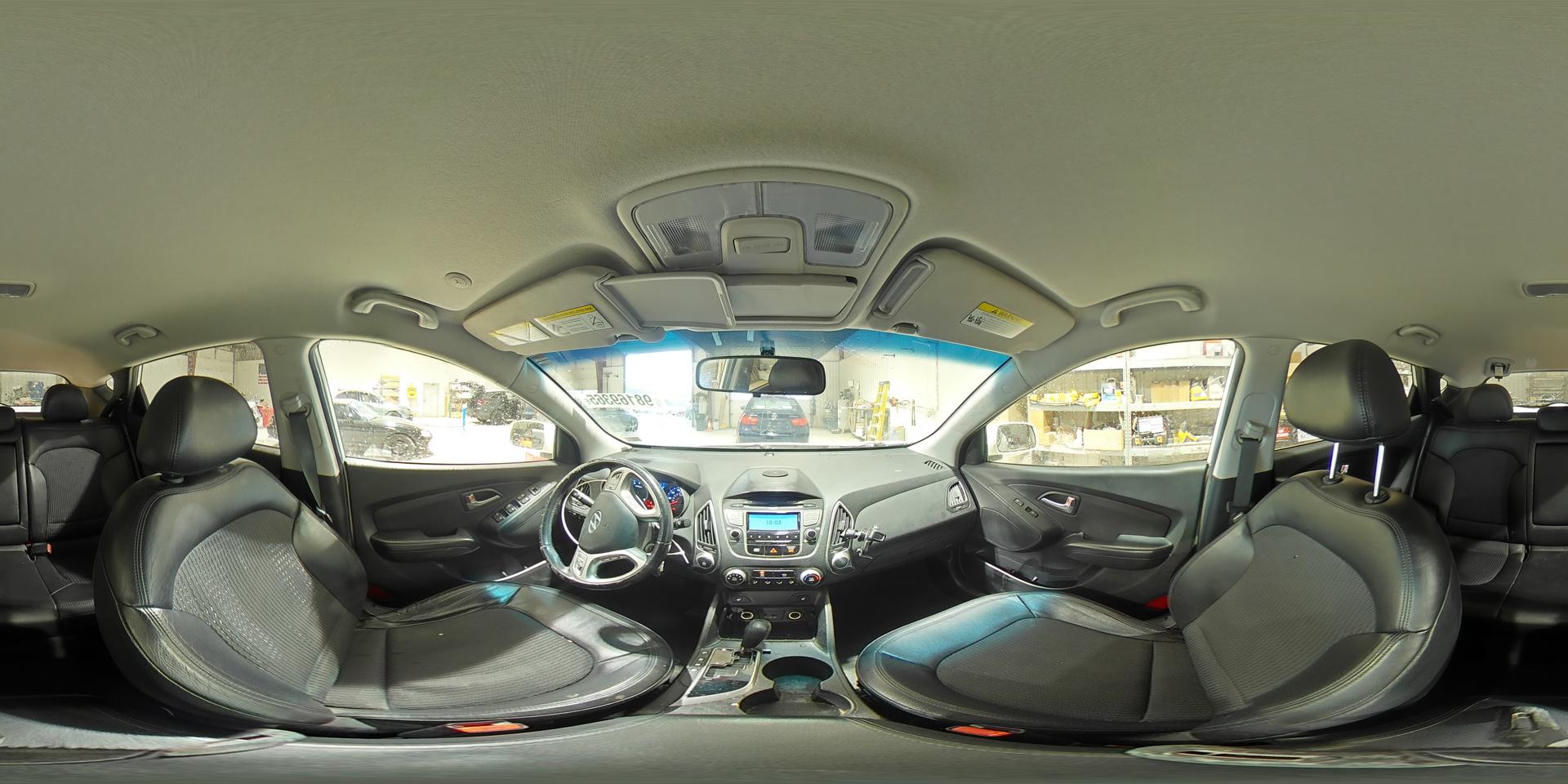 2012 HYUNDAI TUCSON