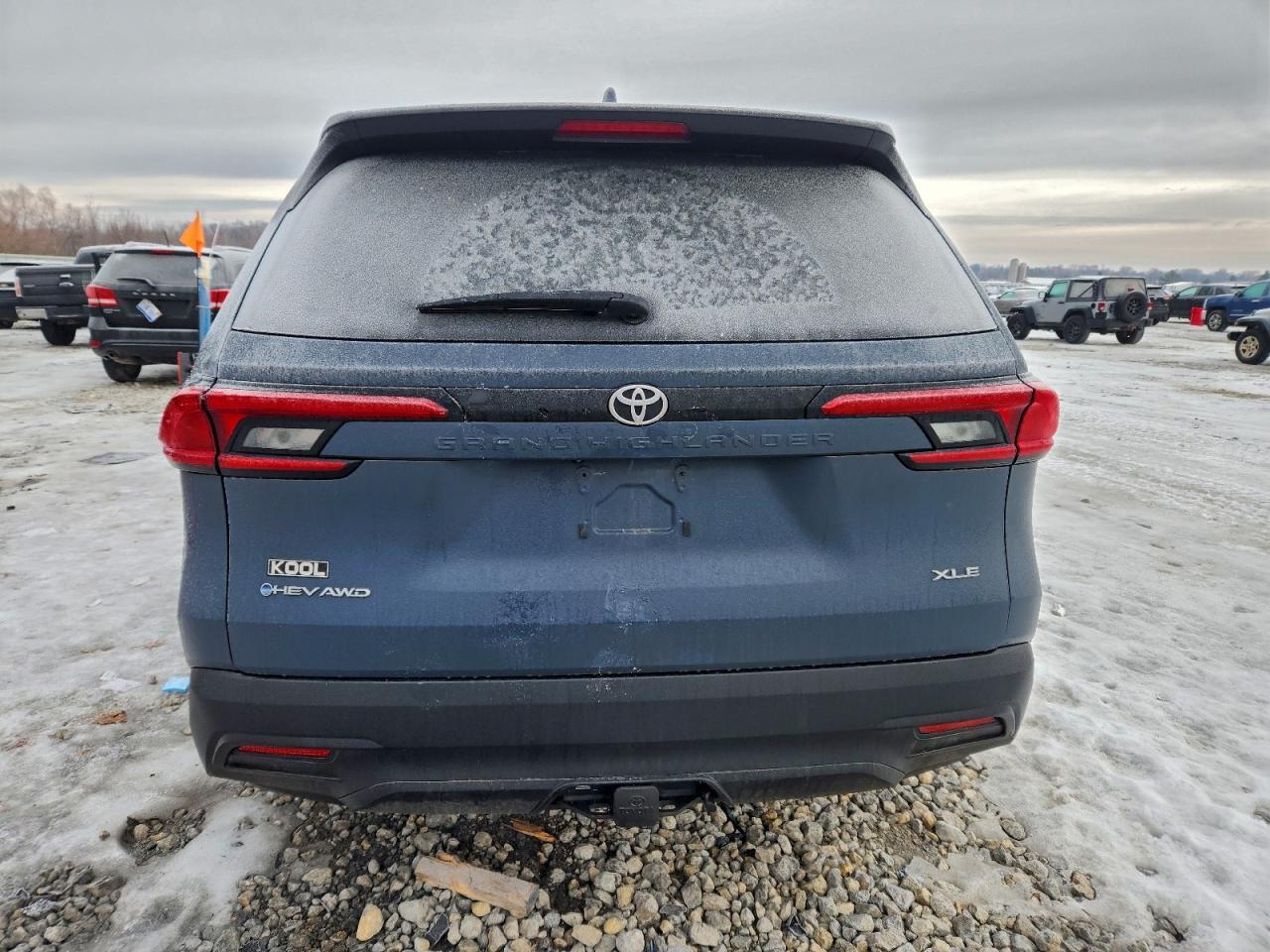 2024 TOYOTA HIGHLANDER