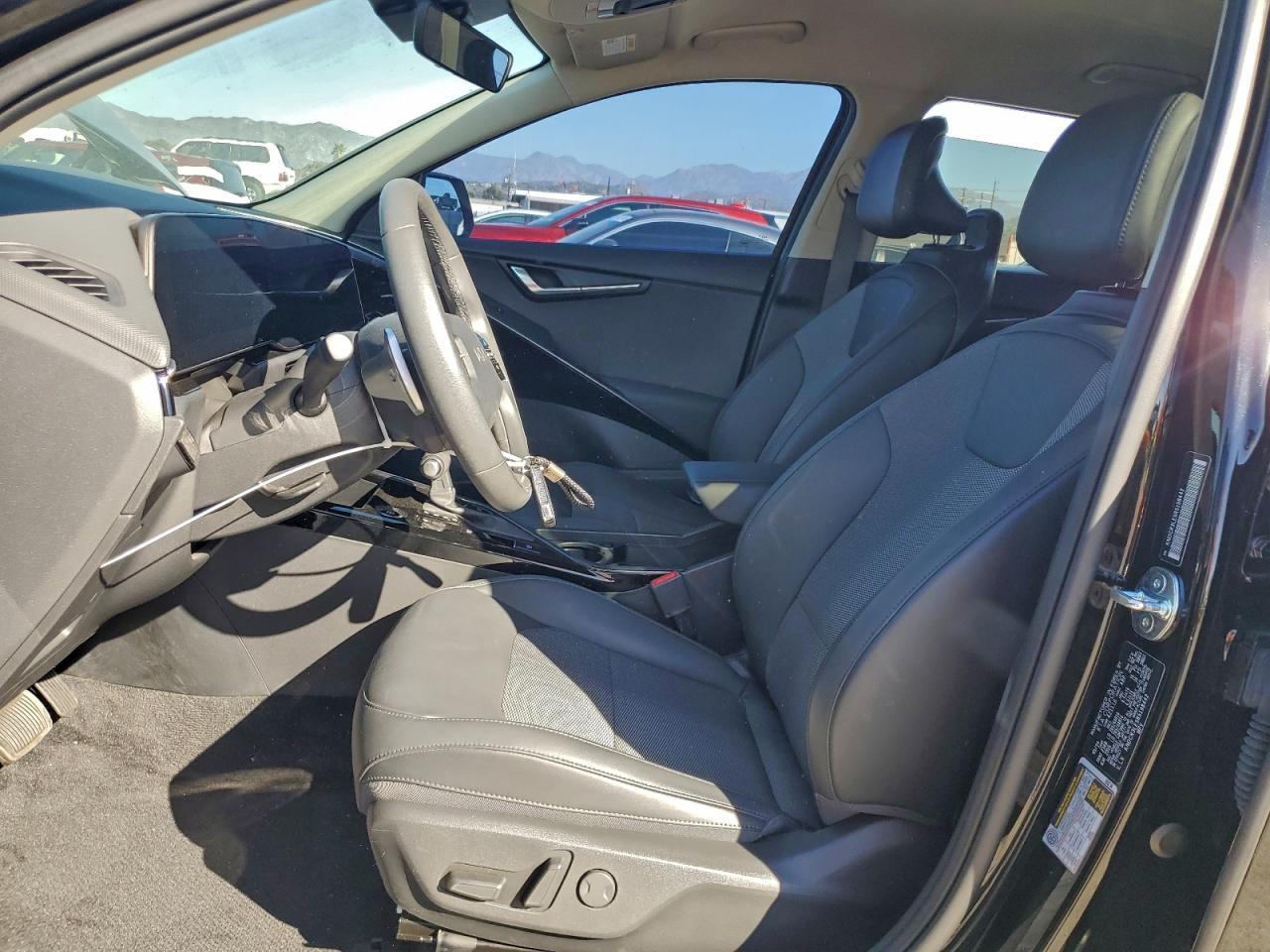 2024 KIA Niro