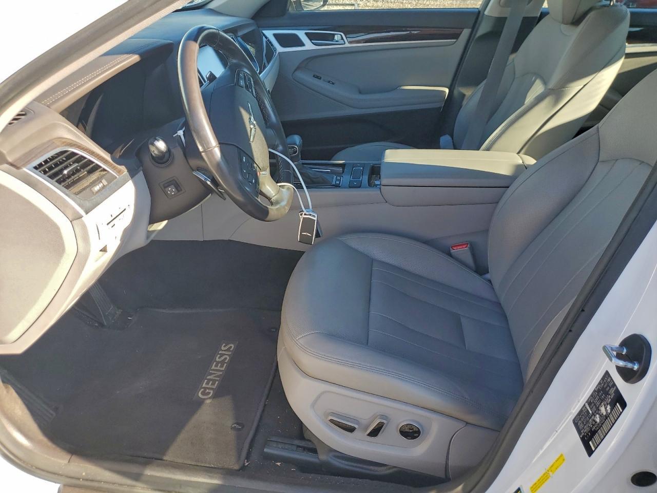 2018 GENESIS G80