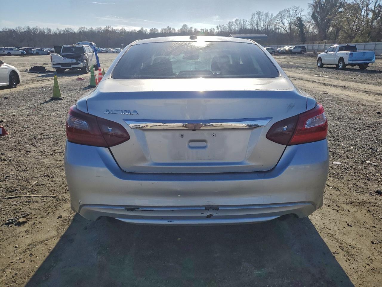 2017 NISSAN ALTIMA
